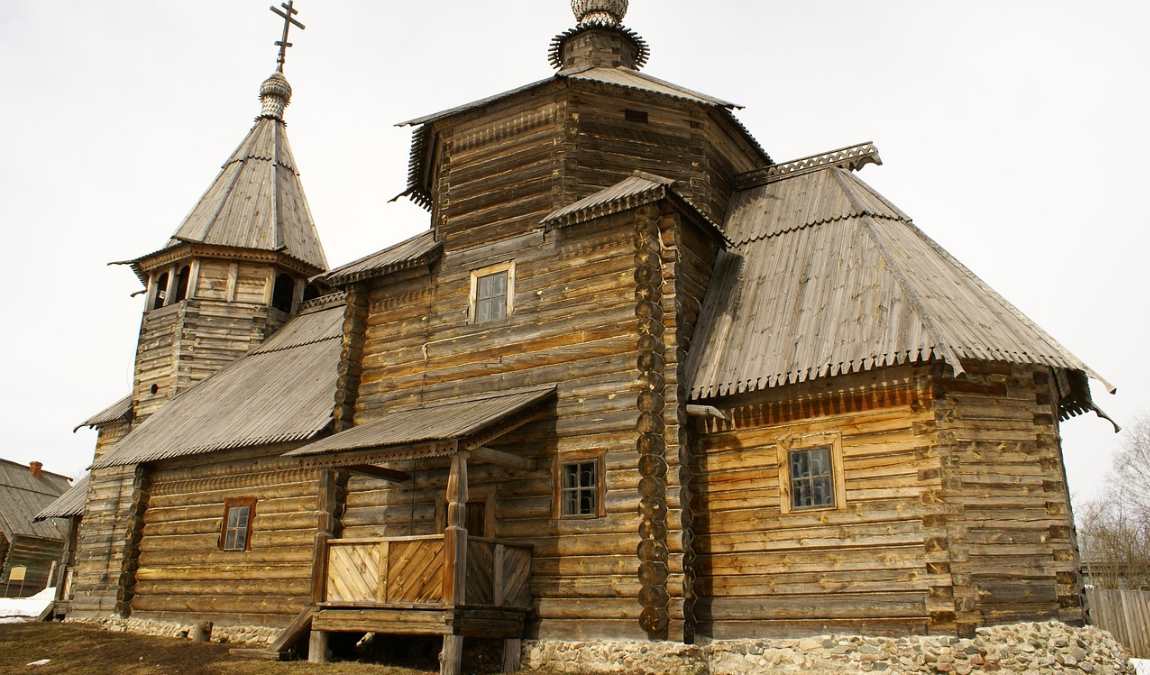 Музей деревянного зодчества в Суздале Россия
