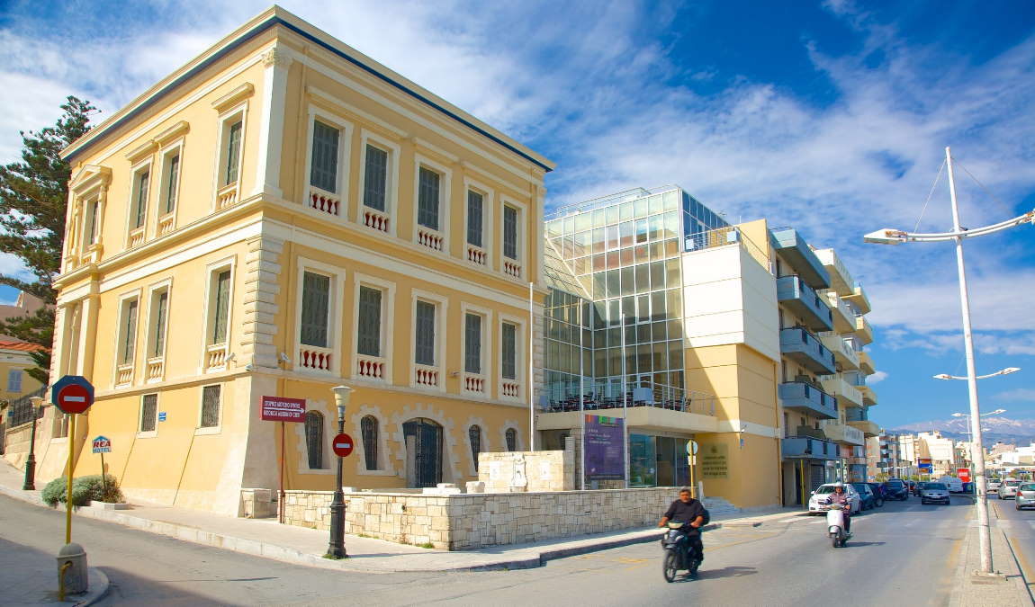 Экскурсионный отдых в Ираклионе в августе: исторический музей