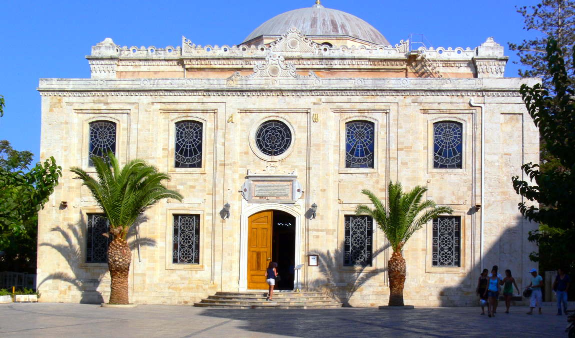 Экскурсионный отдых в Ираклионе в июне: Собор Святого Тита