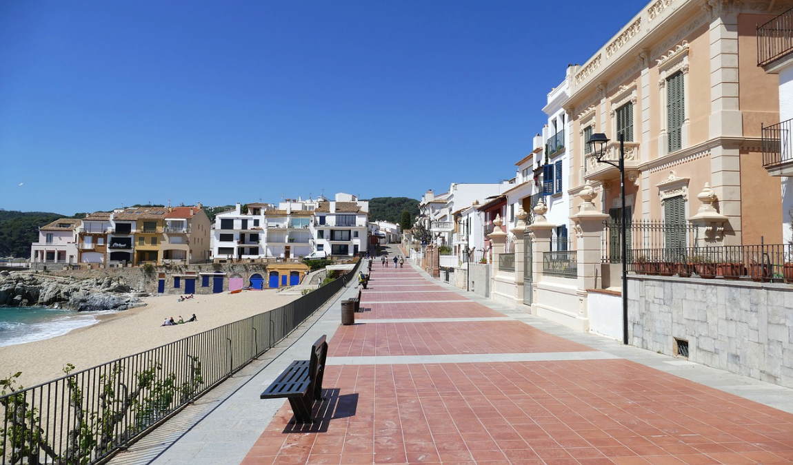 Коста Брава в июле: отдых и погода в Коста Брава (Испания)