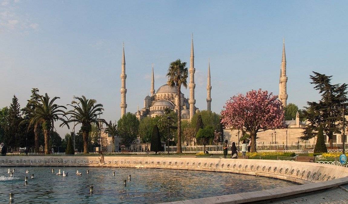 Стамбул в апреле: отдых и погода в Стамбуле (Турция)