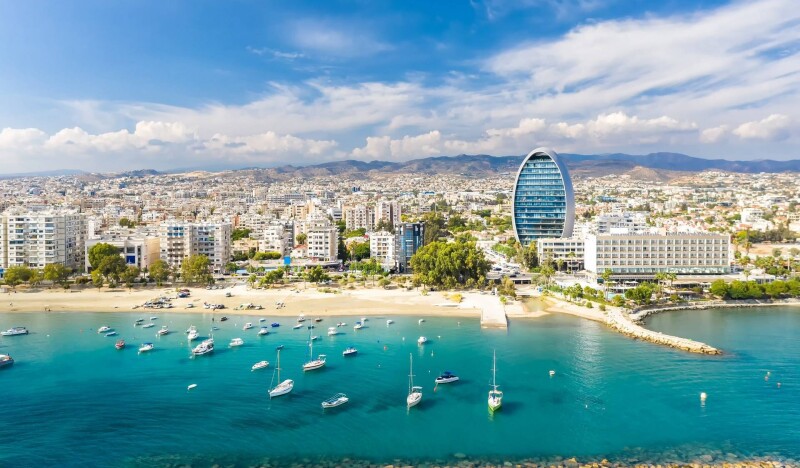 Лимасол в мае: весенние каникулы на Кипре