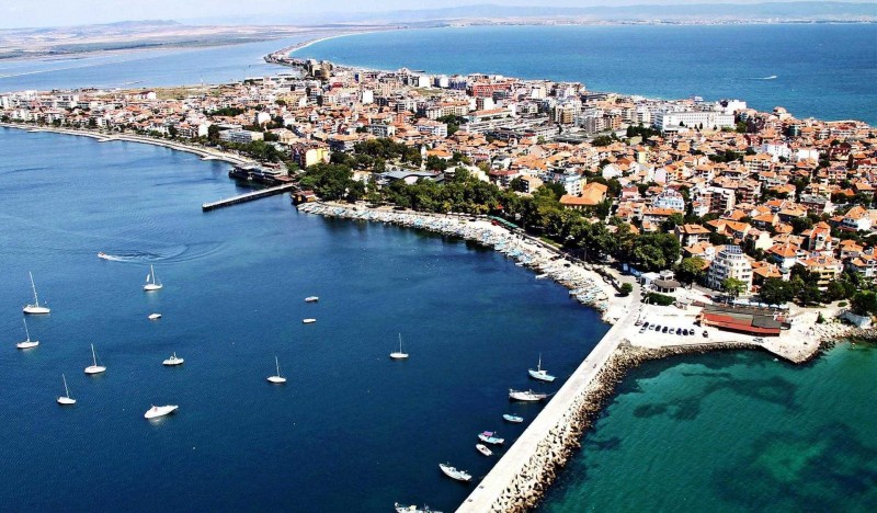 Поморие в июле: яркое солнце и теплое море