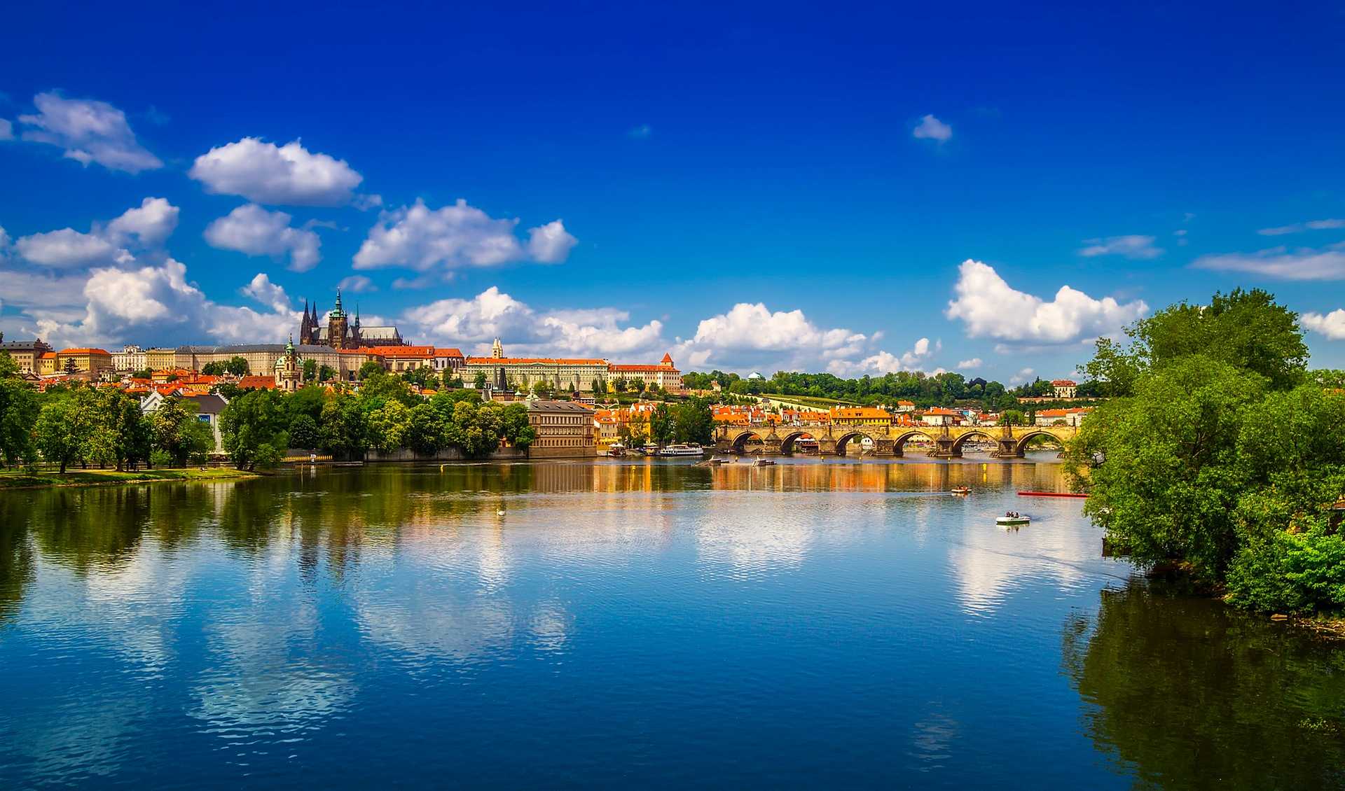 Прага в июле: солнечный отдых в сердце Чехии