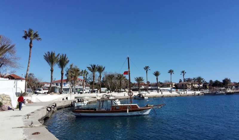 Сиде в июне: когда спасает море