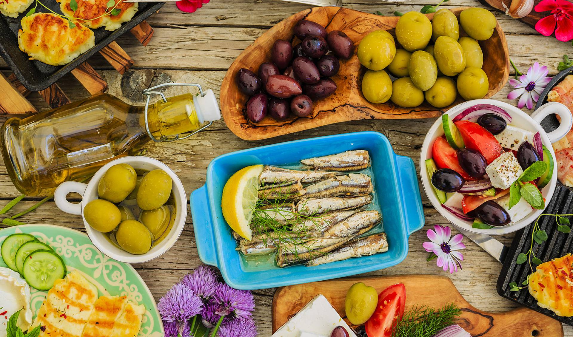 Что попробовать на острове Крит: обзор греческих блюд и цен в магазинах