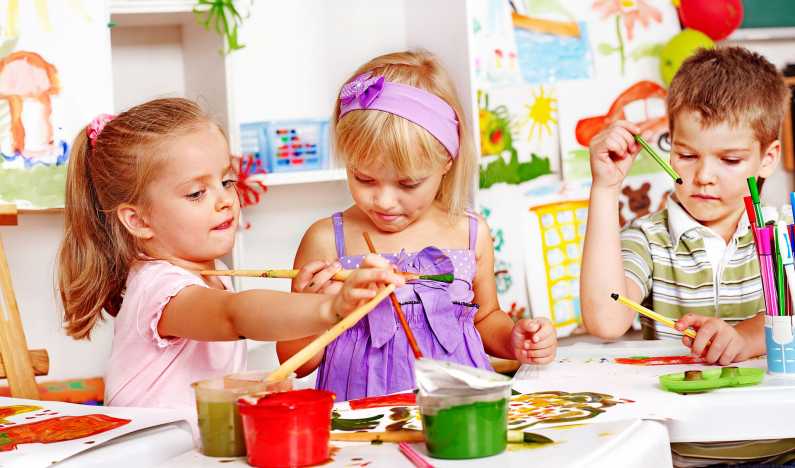 В какой кружок отдать ребенка: быстрее? выше? интереснее!