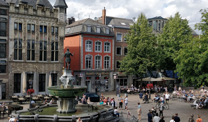 <span class=kid-textflex>Аахен</span>