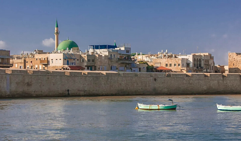 <span class=kid-textflex>Акко</span>