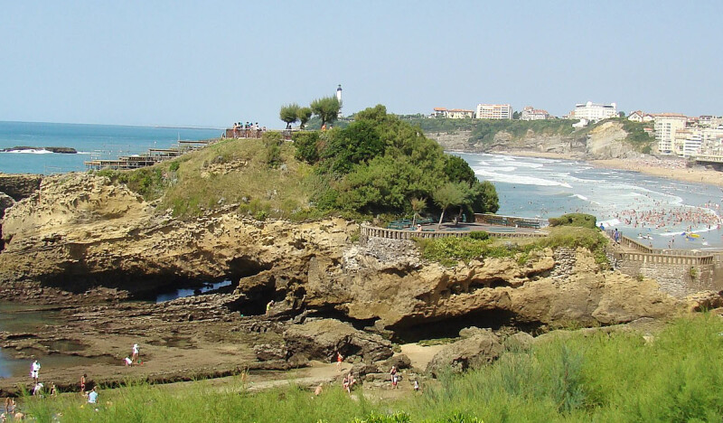 <span class=kid-textflex>Биарриц</span>