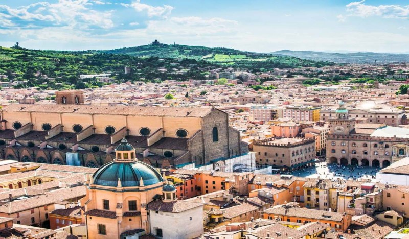 <span class=kid-textflex>Болонья</span>