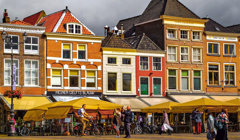 <span class=kid-textflex>Делфт</span>