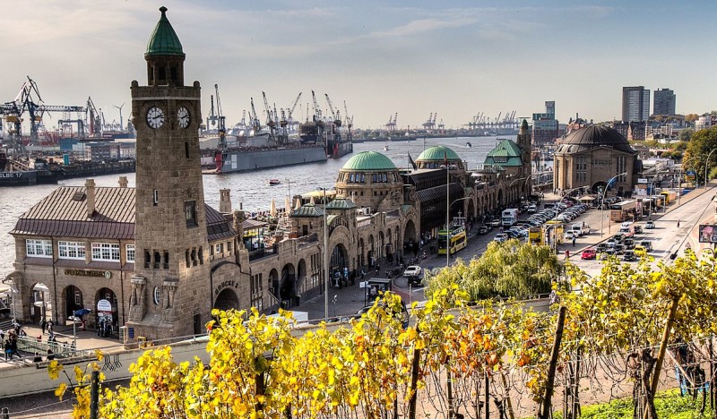 <span class=kid-textflex>Гамбург</span>