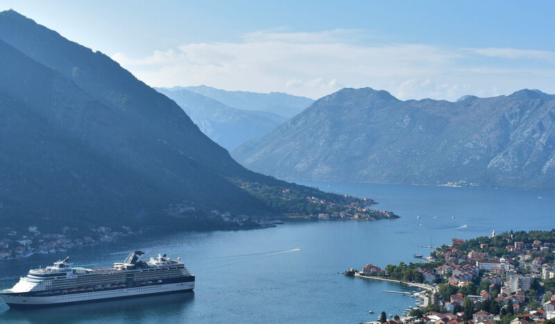 <span class=kid-textflex>Котор</span>