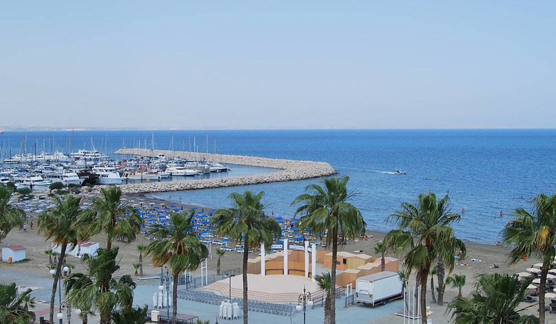 Ларнака фото 1