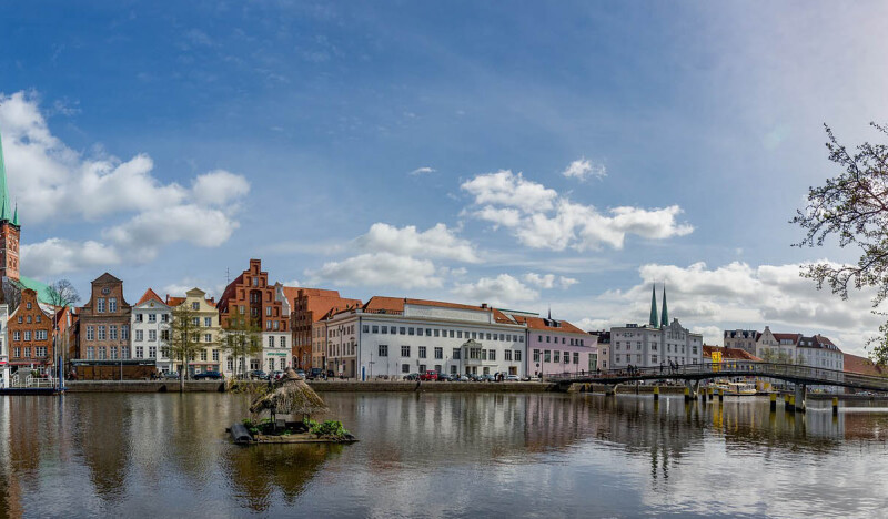 <span class=kid-textflex>Lübeck</span>