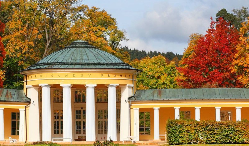 <span class=kid-textflex>Марианские Лазне</span>