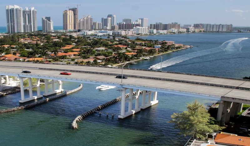 <span class=kid-textflex>Майами</span>