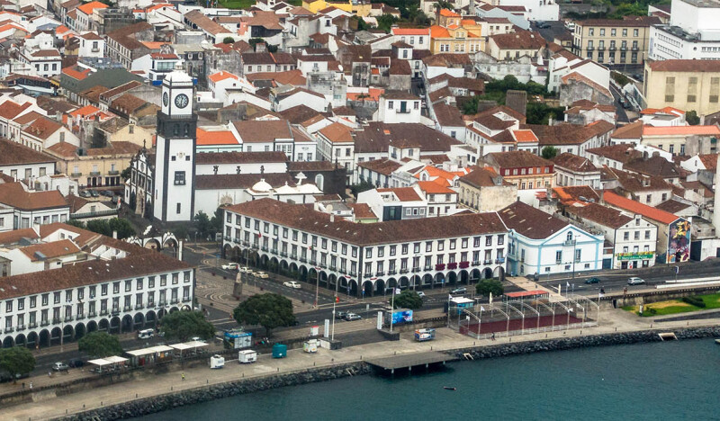 <span class=kid-textflex>Понта-Делгада</span>