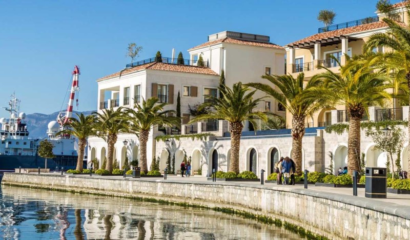 <span class=kid-textflex>Тиват</span>